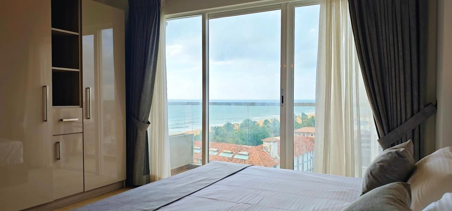 Randy'S Seaview Studio Negombo Apartman