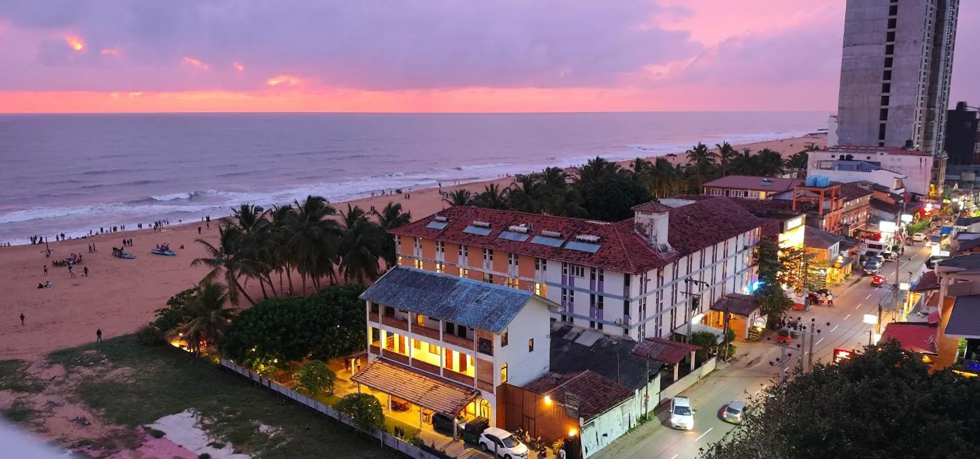 Randy'S Seaview Studio Negombo
